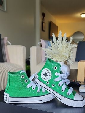 Converse Kids Green High Top Chuck Taylor Sneakers